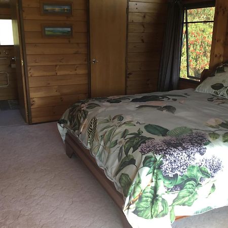 Norfolk Gardens Bed And Breakfast Te Kopuru Quarto foto